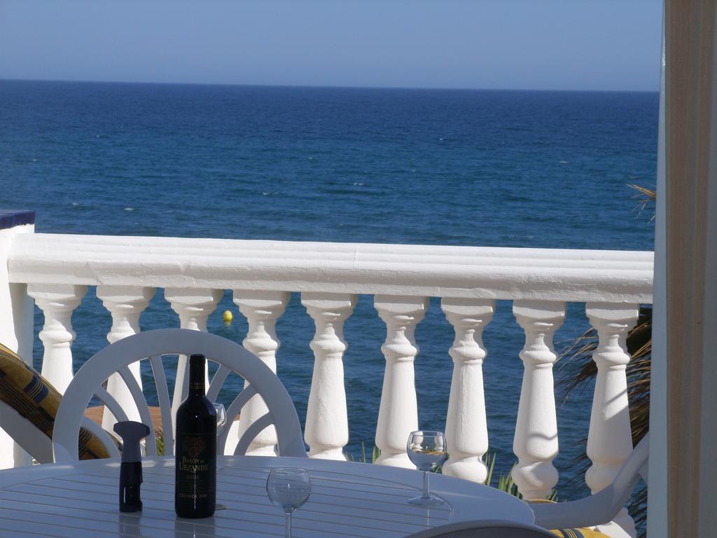 Apt Mijas Costa Arkadia Beach El Faro Marvellous Frontbeach With Stunning Seaviews And Historic Lighthouse 丰希罗拉 外观 照片